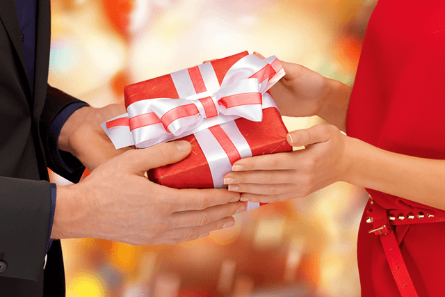Do’s and Don’ts of Corporate Gift Giving